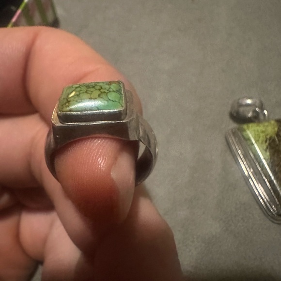 Sterling Silver Gaspeite Pendent Ring Sterling size 6.5 Women's /Men,s - Picture 3 of 14